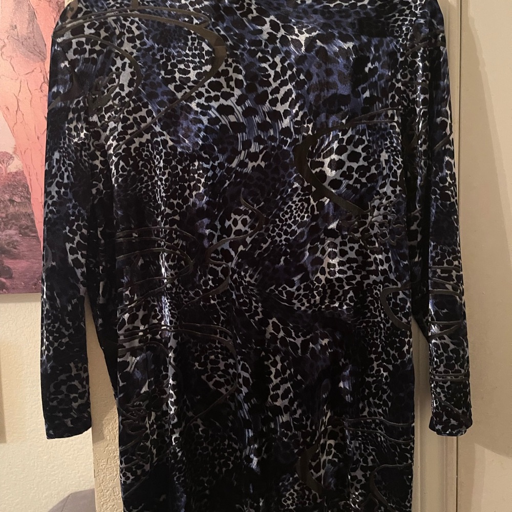 Dressbarn Plus Size Womens blue/black/sheer top size 1X pre-owned - Picture 10 of 13